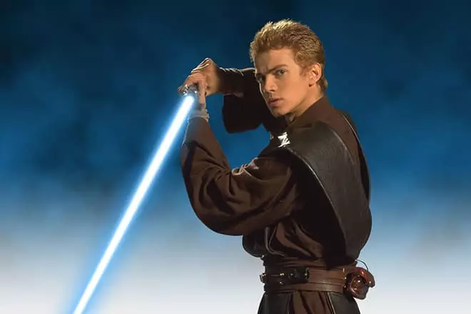 Hayden Christensen di Anakina Skywalker