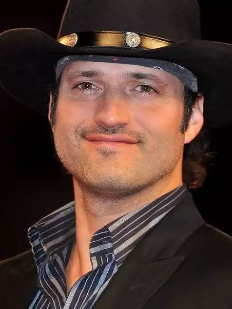 Robert Rodriguez - រូបថតជីវប្រវត្តិ, ជីវិតផ្ទាល់ខ្លួន, ព័ត៌មាន, ព័ត៌មាន, នាយកឆ្នាំ 2021