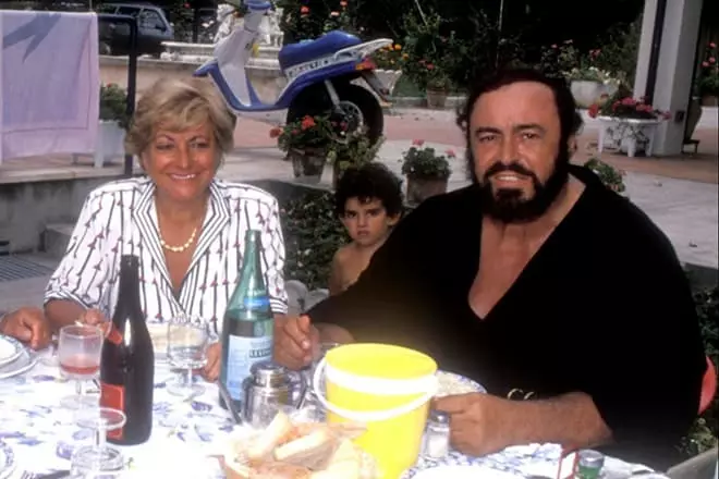 Luciano Pavarotti ja Adua Verona