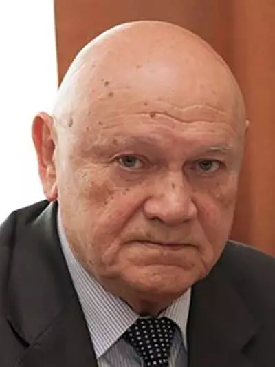 Vladimir Janibekov - जीवनी, तस्वीरें, व्यक्तिगत जीवन, समाचार, cosmonaut, विक्टर Savina 2021