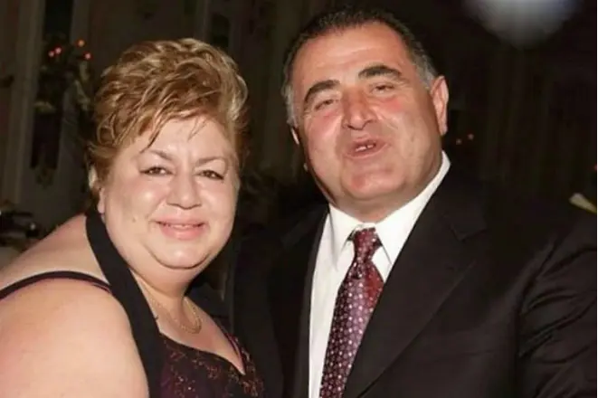 Aram Asatryan a feleségével