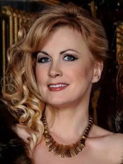 Svetlana Razin - foto, biografie, osobní život, zprávy, písně 2021
