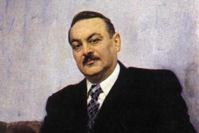 Portret Andrei Zhdanova