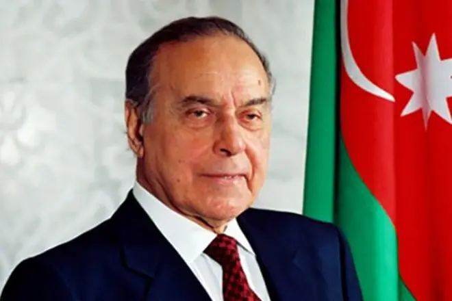 Tổng thống Heydar Aliyev.