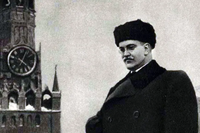 Vyacheslav Molotovas ant raudonos aikštės