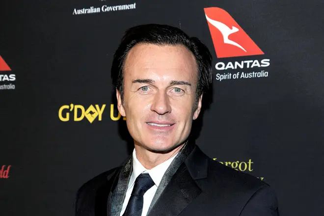 Julian McMahon nu