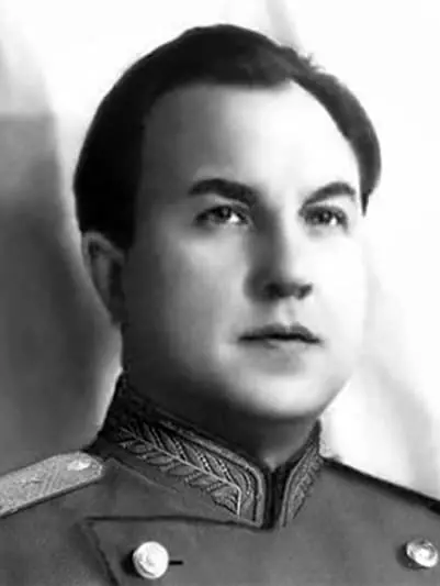 Viktor Abakumov - Biografía, Foto, vida persoal, nacionalidade e "Smered"