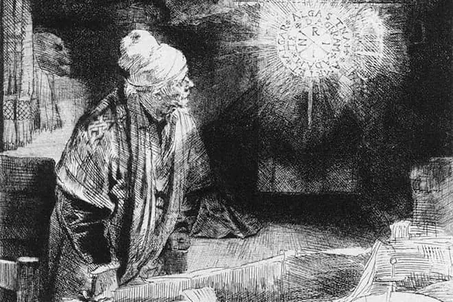 Rembrandt Gravra "Alchemist ynddo'i hun yn y Cabinet"