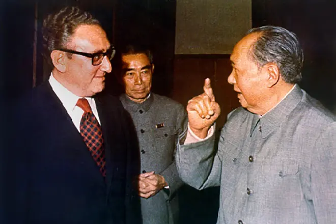 Henry Kissinger ir Mao Zedong