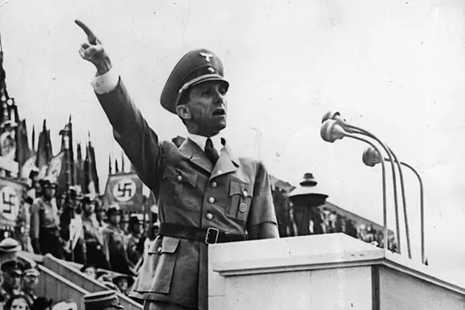 Ministrul Propagandei Joseph Goebbels