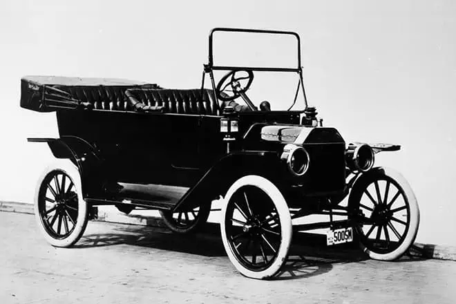 Auto Henry Ford modely