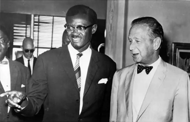 Patrice Lumumba và Doug Hammarcheld