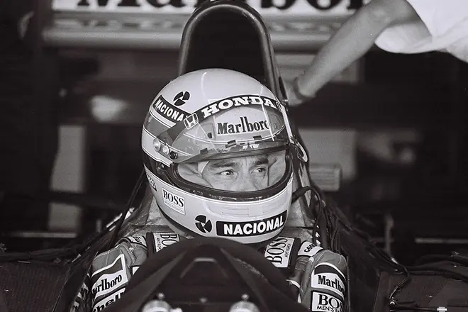 Ayrton Senna v helme
