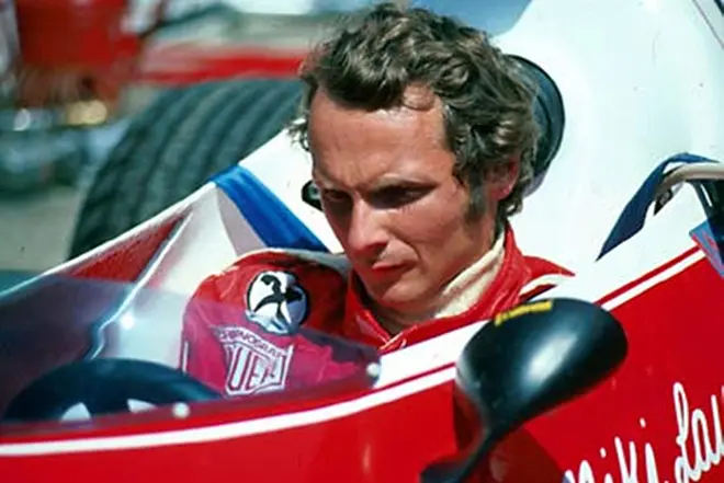 Niki Lauda bare