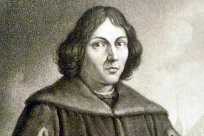 Nikolay Copernicus - Tiểu sử, hình ảnh, khám phá, ý tưởng, triết học