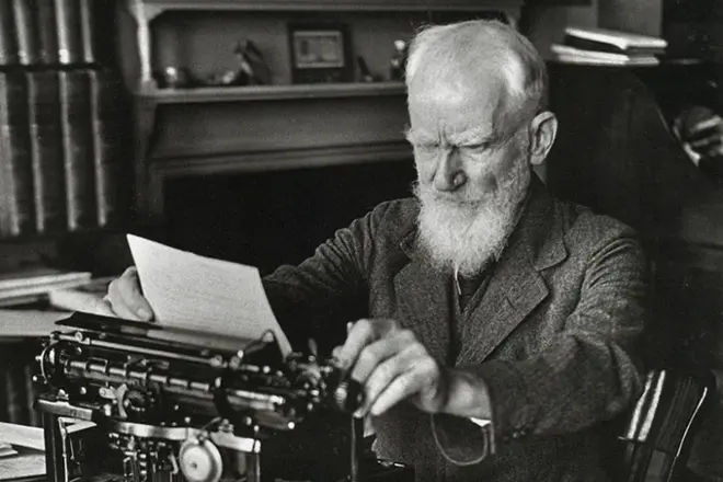 Bernard Shaw maka ọrụ