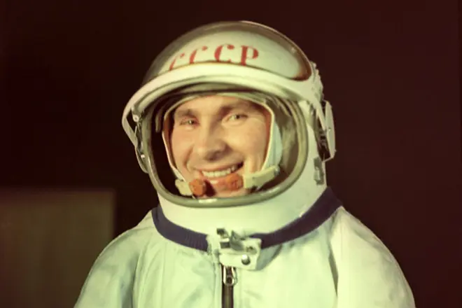 Pairmonaut Pavel Belyaev