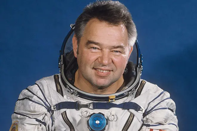 宇宙飛行機George Grechko.