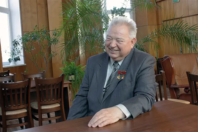 George Grechko correu em deputados