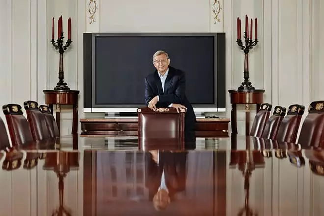 رجل أعمال فلاديمير Yevtushenkov.