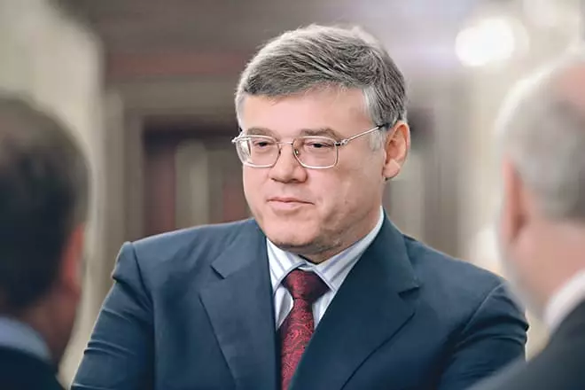 Alexander Abramov şimdi