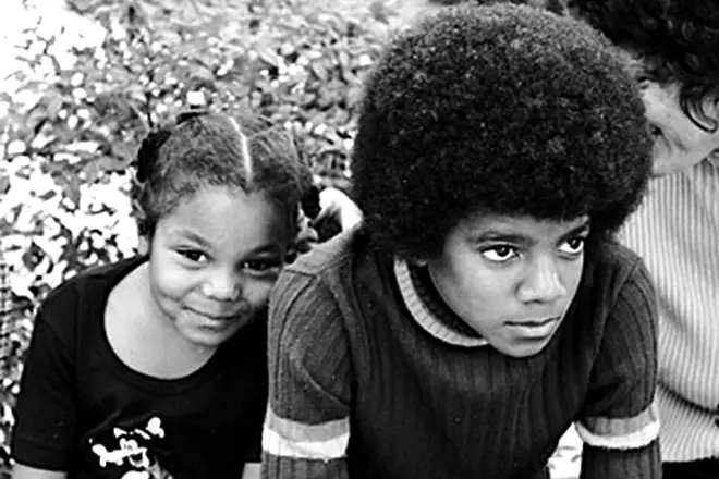 Janet Jackson and Michael Jackson in childhood