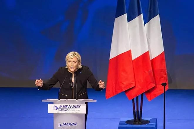 Marin Le Pen - Avropa Birliyi Parlamentinin üzvü