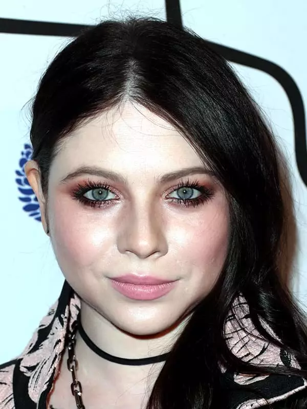 Michelle Trachtenberg - biografija, paskutiniai vaidmenys, nuotraukos, asmeninis gyvenimas 2021