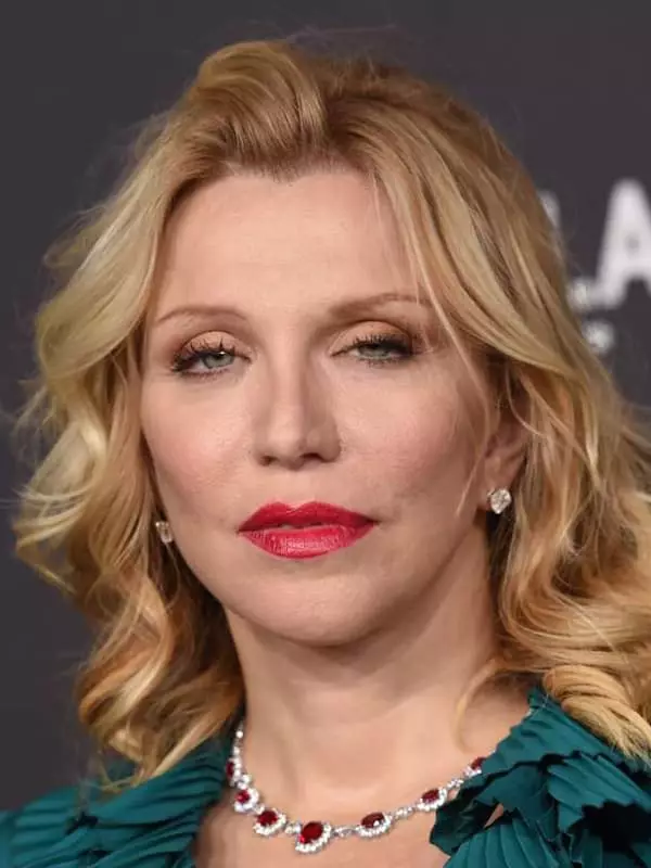 Courtney Love - Biografia, foto, vita personale, canzoni e ultime notizie 2021