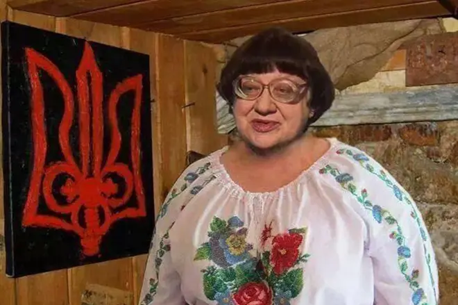 Valeria Novodvorskaya atbalstīja Ukrainas spēku