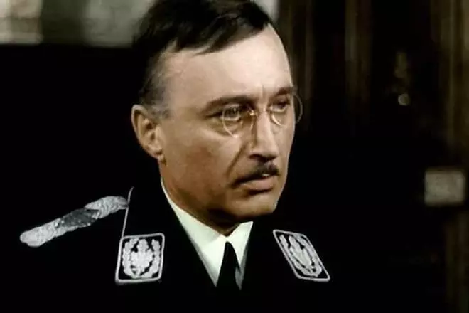 Nikolai Prokopovich in die rol van Himmler