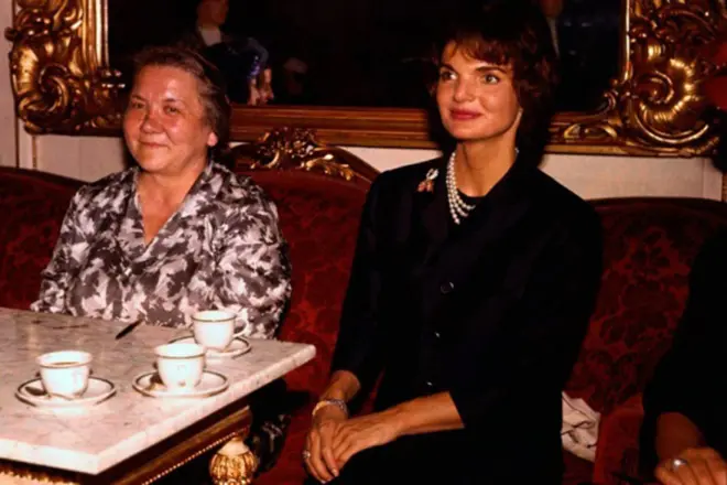 Jacqueline Kennedy and Nina Khrushchev