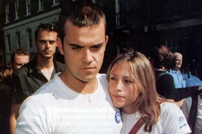 Robbie Williams ug Nicole Epton