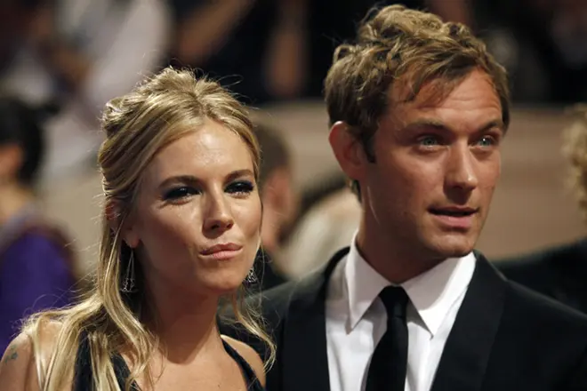 Sienna Miller sy Jude Low