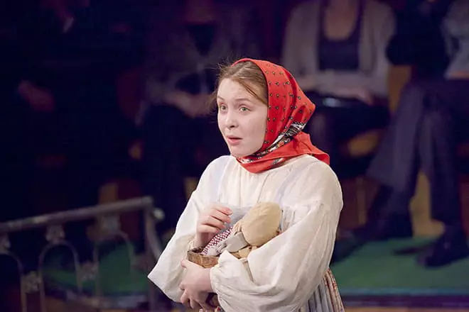 Olga Aksenova teatrda