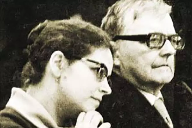 Dmitry Shostakovich lena bhean chéile