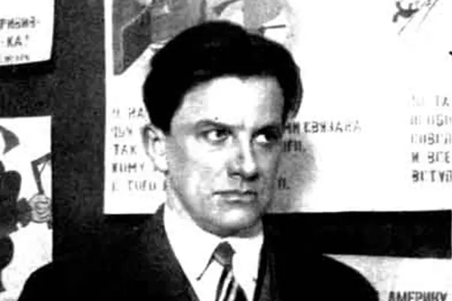 Vladimir Mayakovsky.