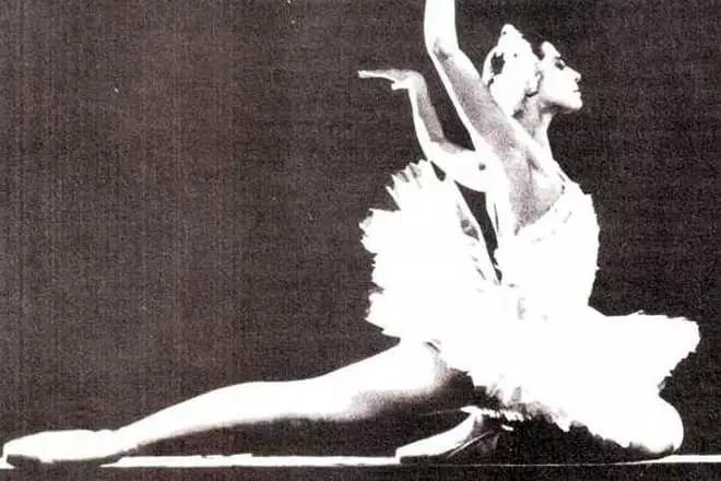 Agnia Barto en Ballet Troupe