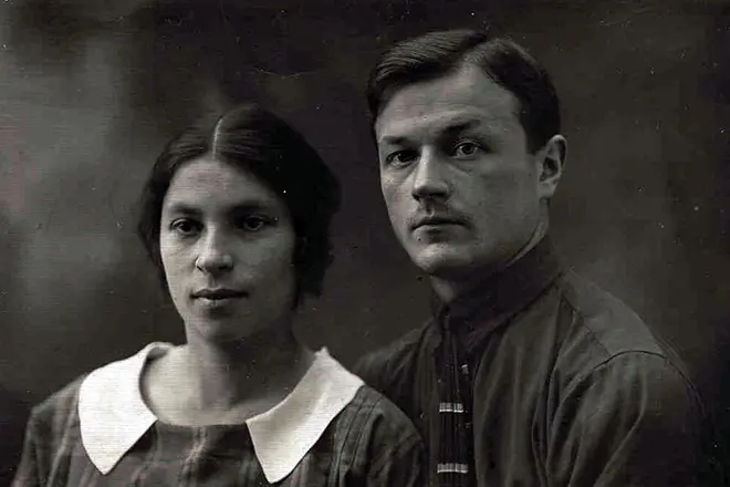 Agnia Barto avec le premier mari