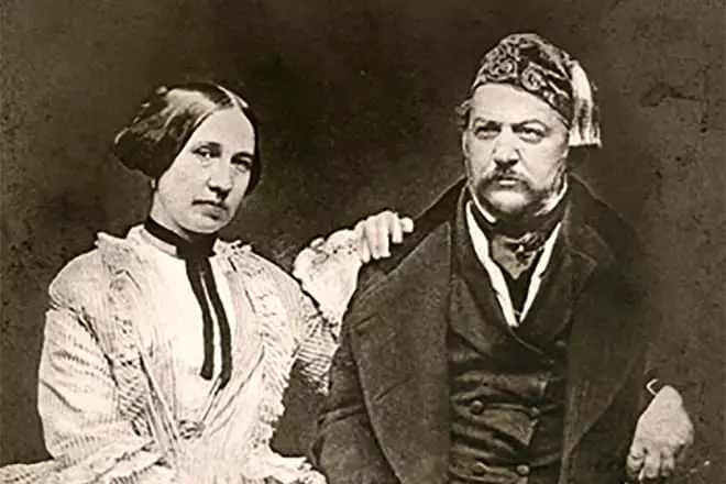 Mikhail Glinkas vaimonsa kanssa