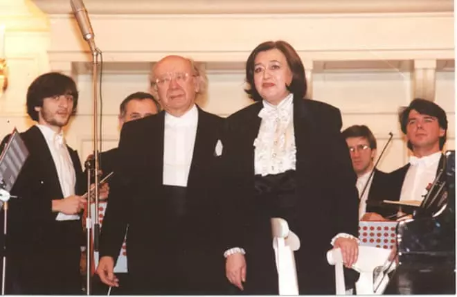 Victoria Postnikova avec son mari et son collègue