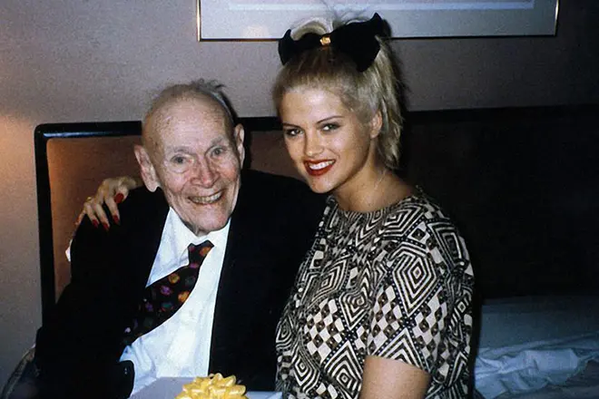 Anna Nicole Smith avec James Howard Marshall II