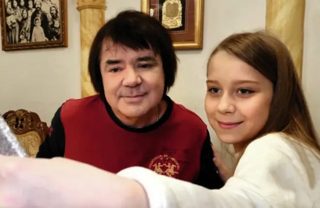 Եվգենի Օսինը իր դստեր Nastya- ի հետ