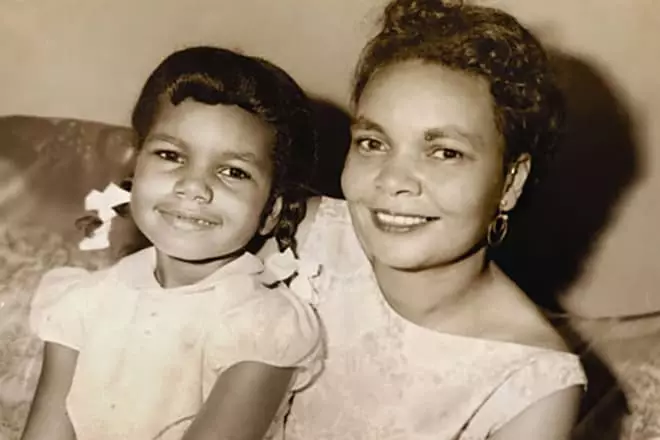 Condoleezza Rice sa mamom