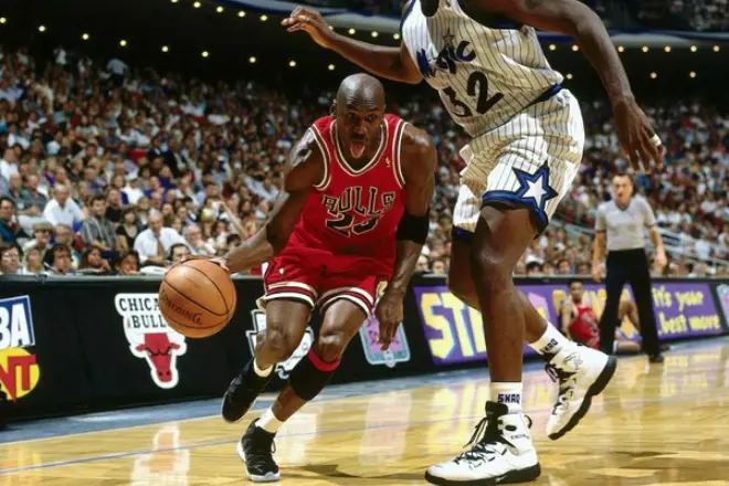 Michael Jordan ninu ere naa