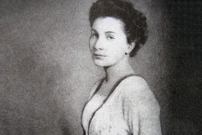 Anna Timirev