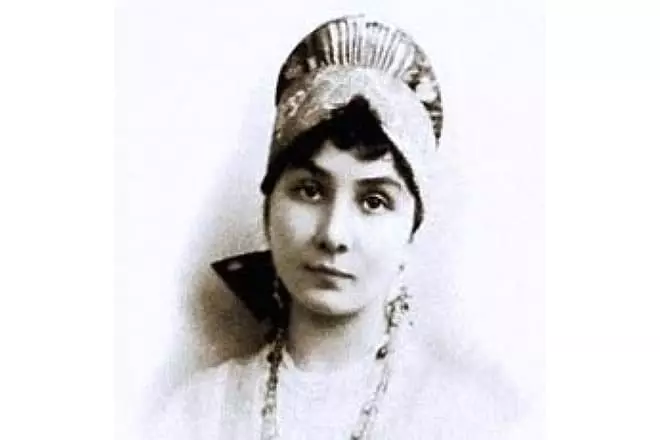 Anna Timirevs
