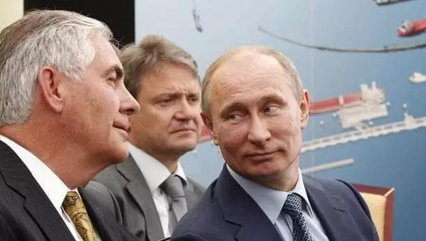 Rex Tillerson e Vladimir Putin