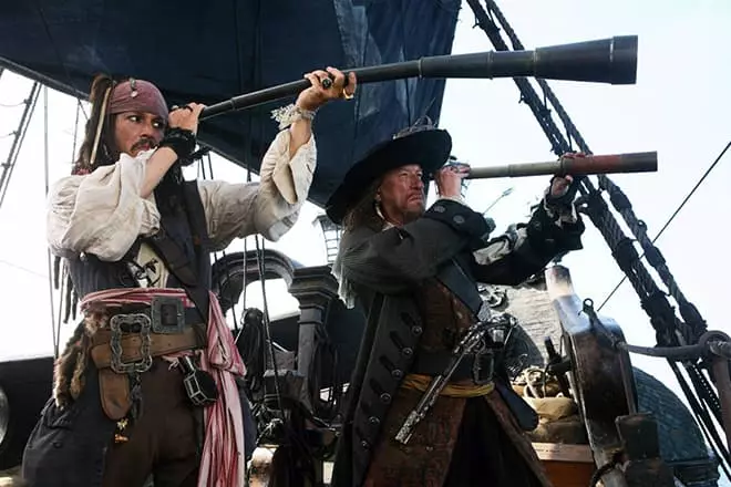 Jack Sparrow og Barbossa