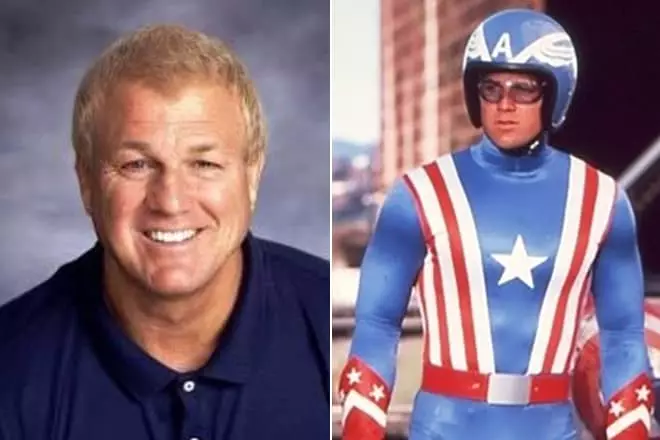 Rab Brown sa papel na ginagampanan ng Captain America.